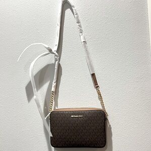 Michael Kors Crossbody Bag